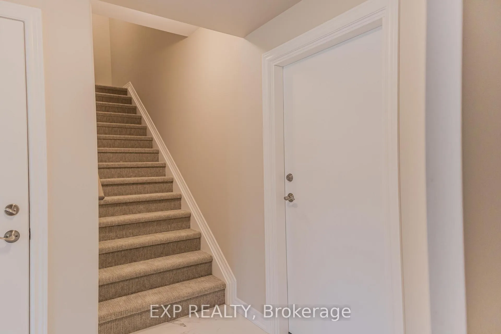 Photo 10 of 22 Willson Drive, Thorold, Hurricane/Merrittville — HOMEH