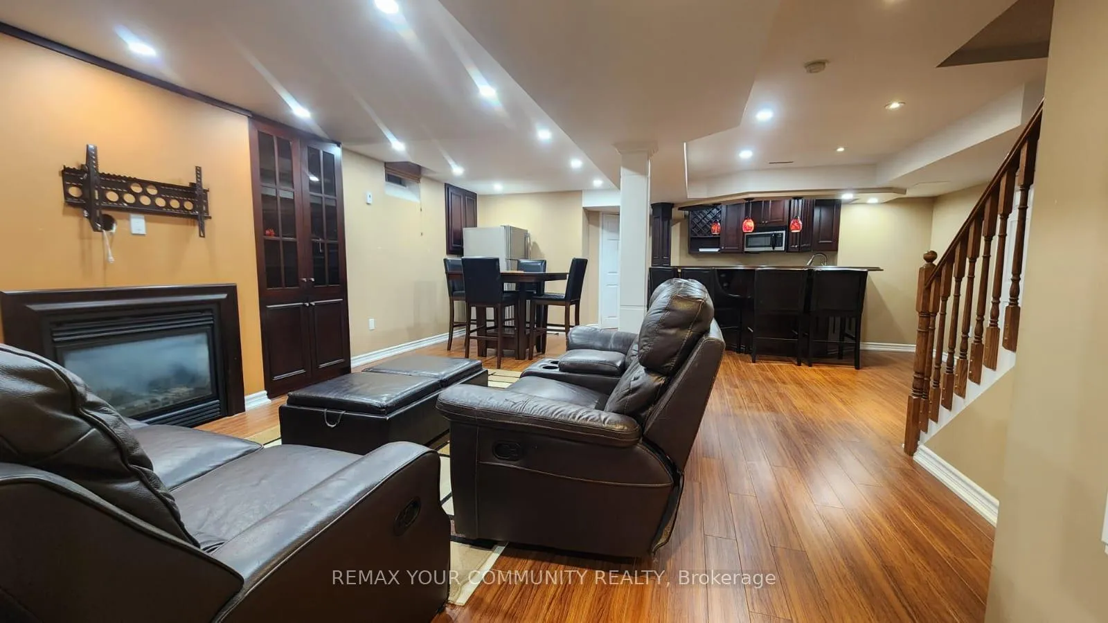 Photo 5 of Unit Basement, 198 Roseheath Drive, Vaughan, Maple — HOMEH