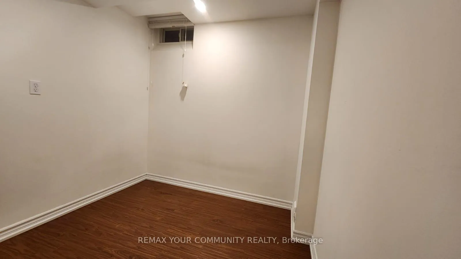 Photo 8 of Unit Basement, 198 Roseheath Drive, Vaughan, Maple — HOMEH