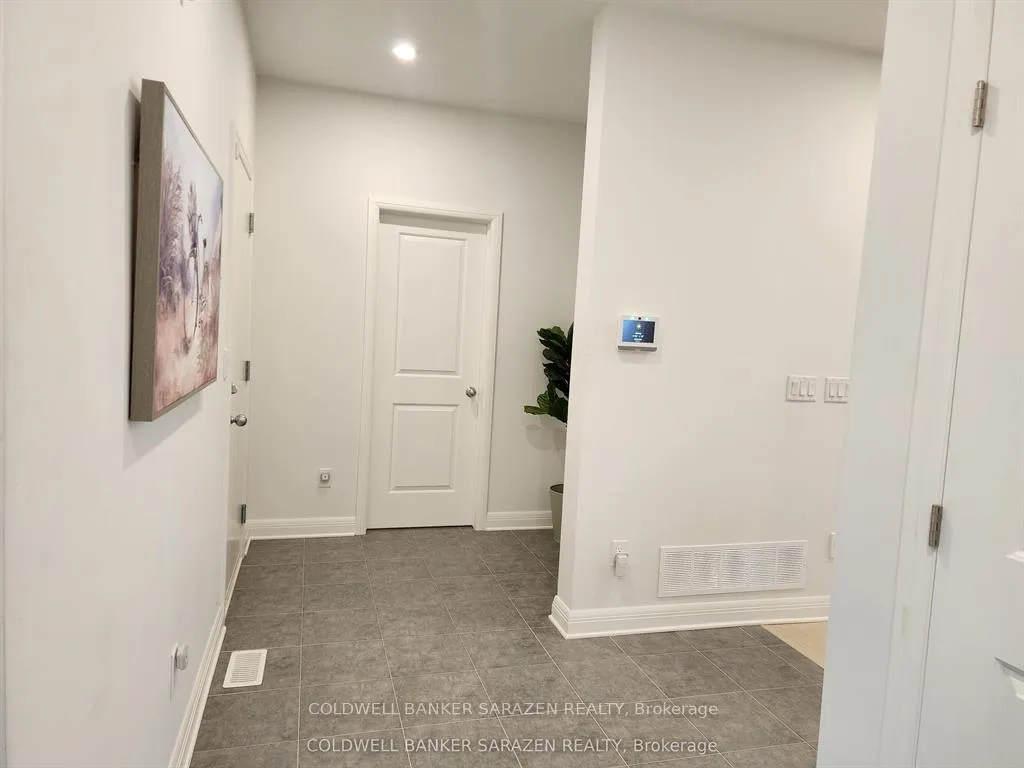 Photo 4 of 22 Stanhope Court, Ottawa, Barrhaven - Stonebridge — HOMEH