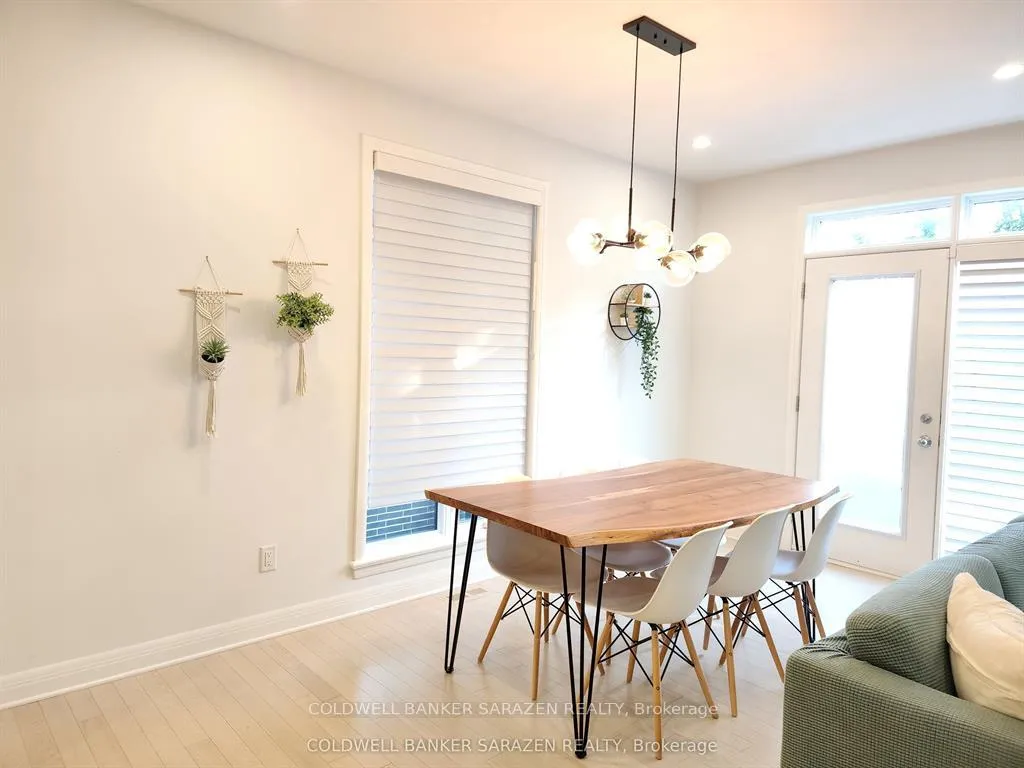 Photo 9 of 22 Stanhope Court, Ottawa, Barrhaven - Stonebridge — HOMEH