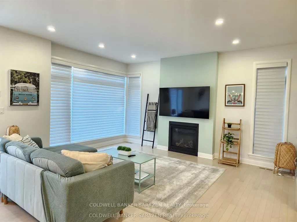 Photo 12 of 22 Stanhope Court, Ottawa, Barrhaven - Stonebridge — HOMEH