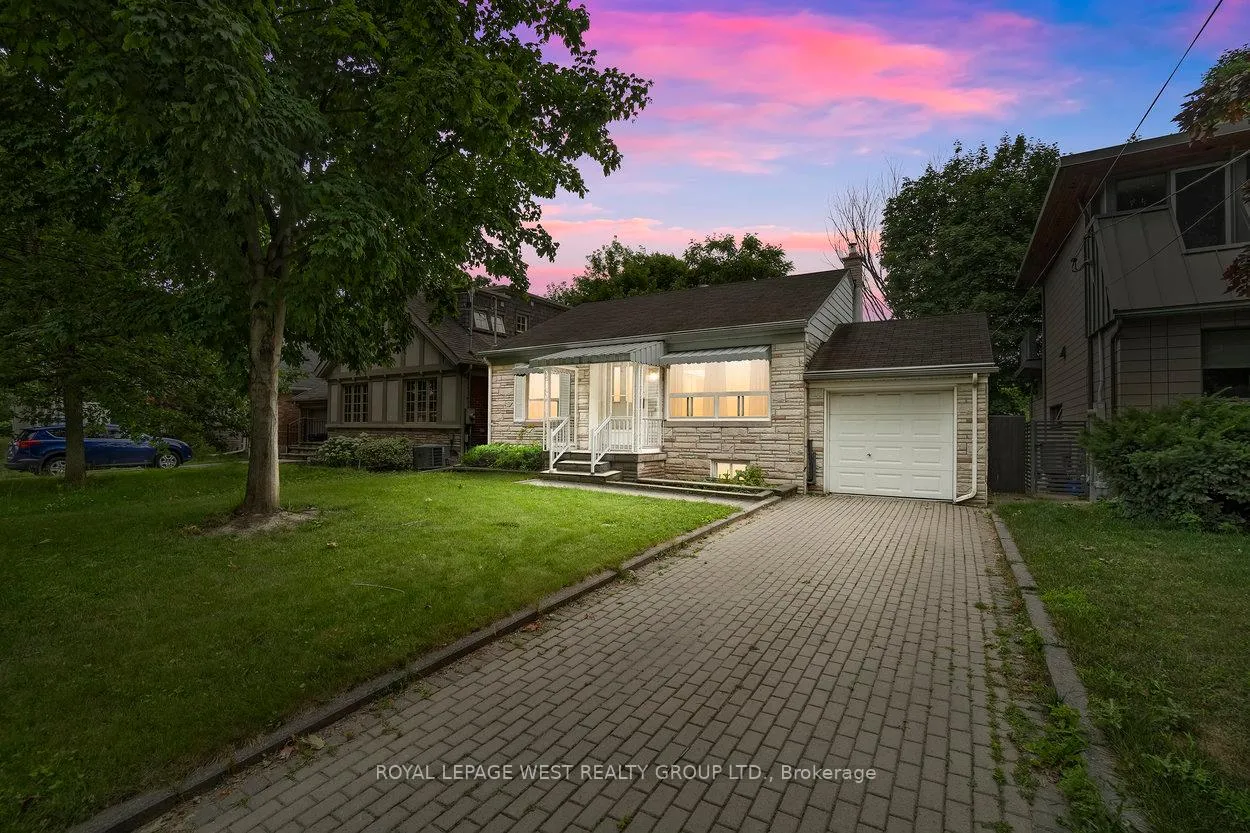 Front of 22 Beaucourt Road