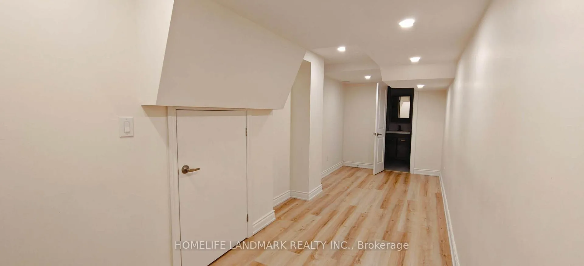 Photo 11 of Unit Bsmt, 13 Erintol Way, Markham, Cedarwood — HOMEH