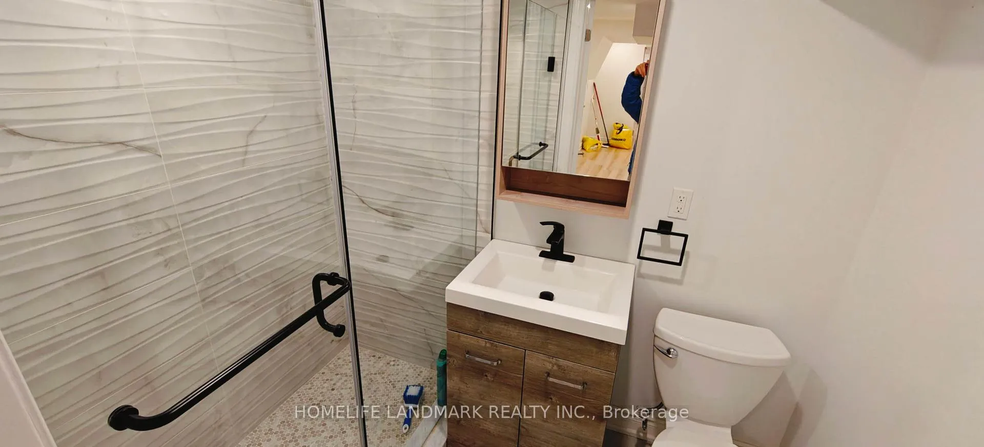 Photo 13 of Unit Bsmt, 13 Erintol Way, Markham, Cedarwood — HOMEH