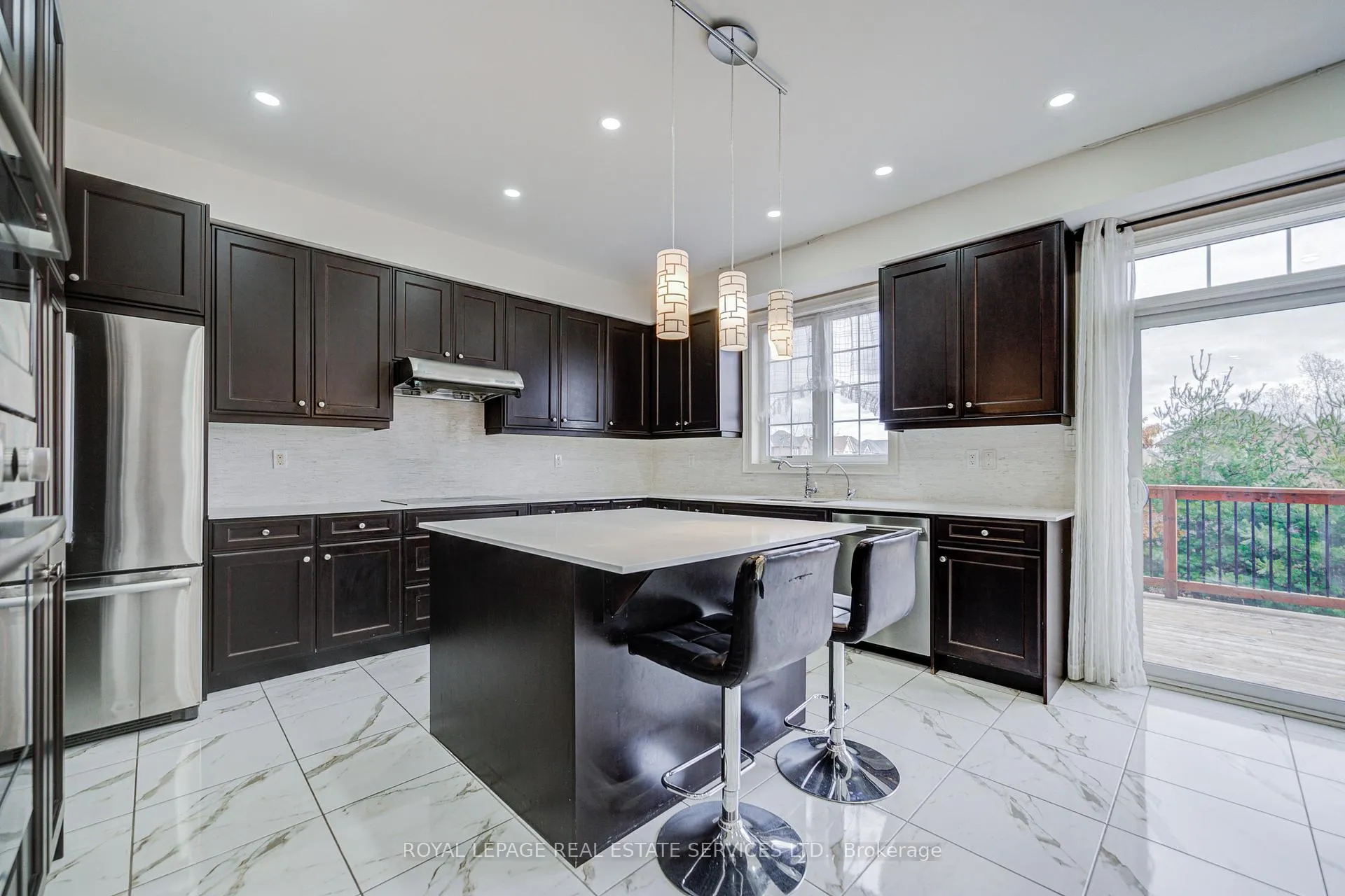 Photo 17 of 69 Card Lumber Crescent, Vaughan, Kleinburg — HOMEH