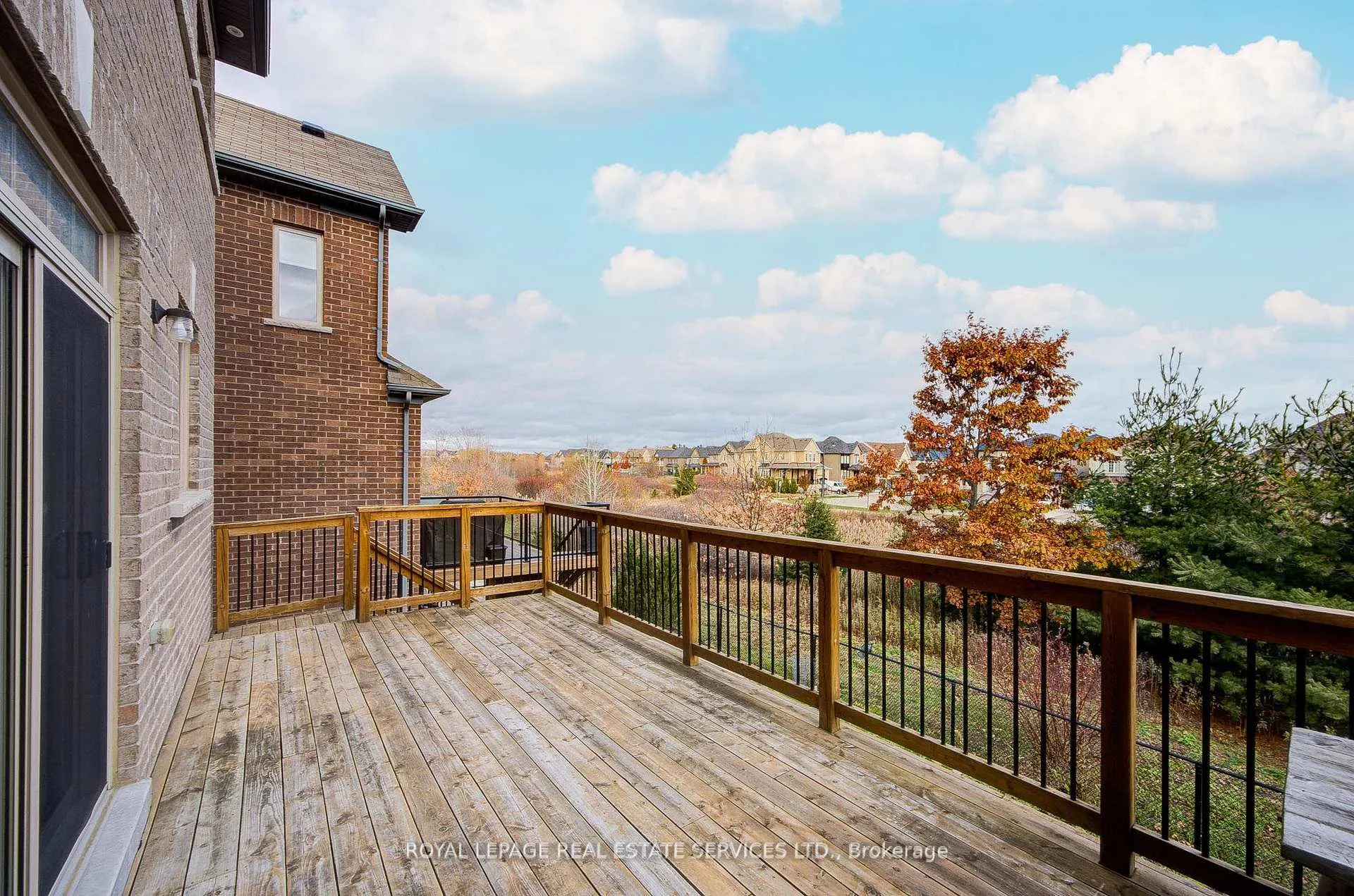 Photo 20 of 69 Card Lumber Crescent, Vaughan, Kleinburg — HOMEH