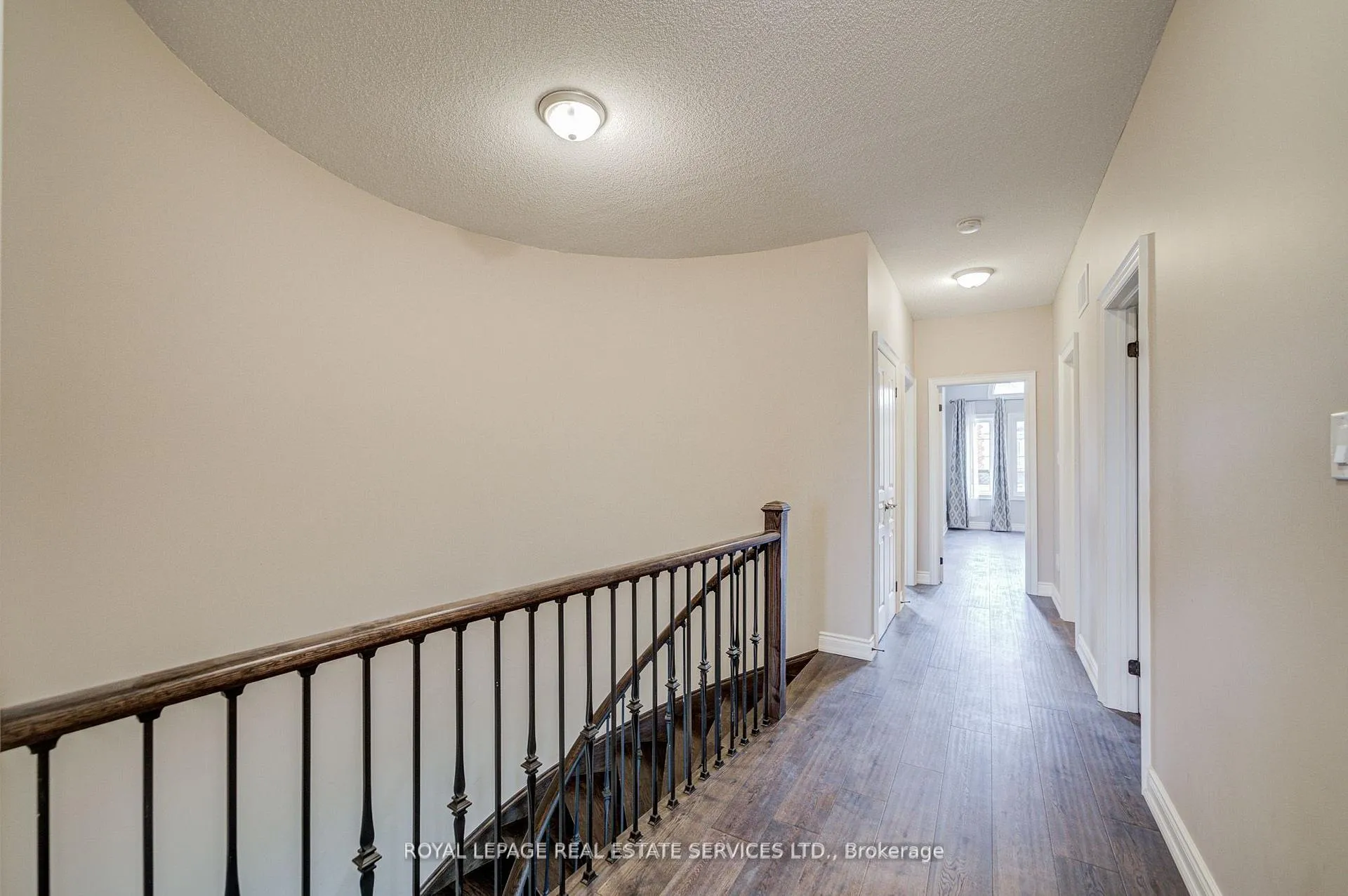 Photo 24 of 69 Card Lumber Crescent, Vaughan, Kleinburg — HOMEH