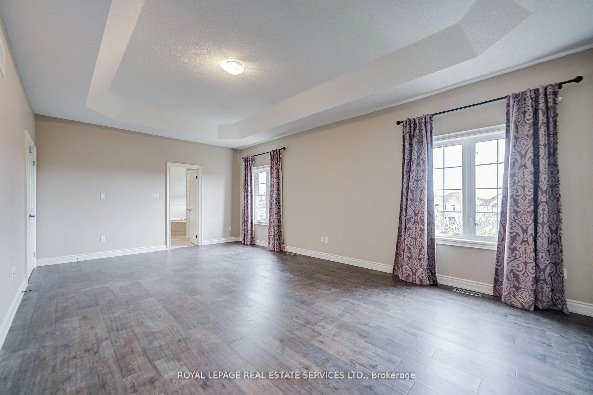 Photo 26 of 69 Card Lumber Crescent, Vaughan, Kleinburg — HOMEH