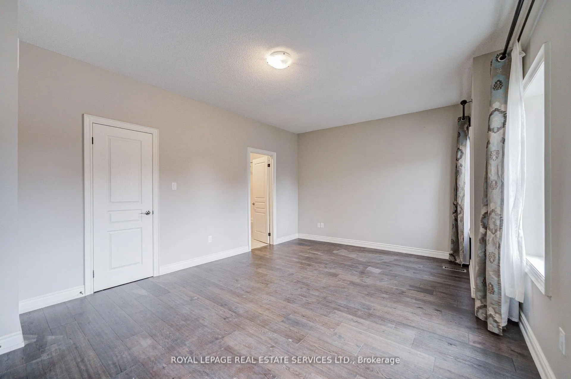 Photo 31 of 69 Card Lumber Crescent, Vaughan, Kleinburg — HOMEH
