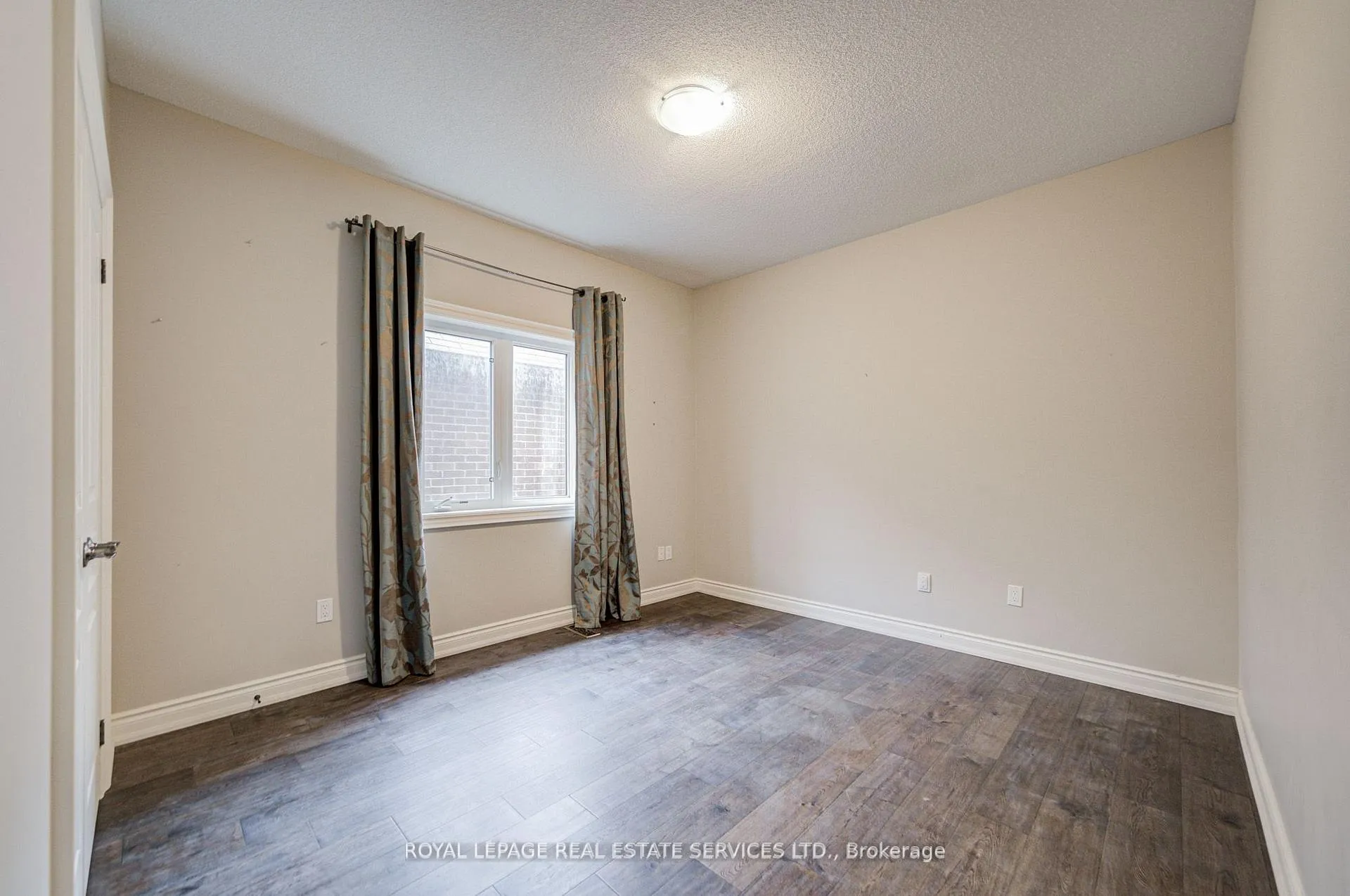 Photo 38 of 69 Card Lumber Crescent, Vaughan, Kleinburg — HOMEH