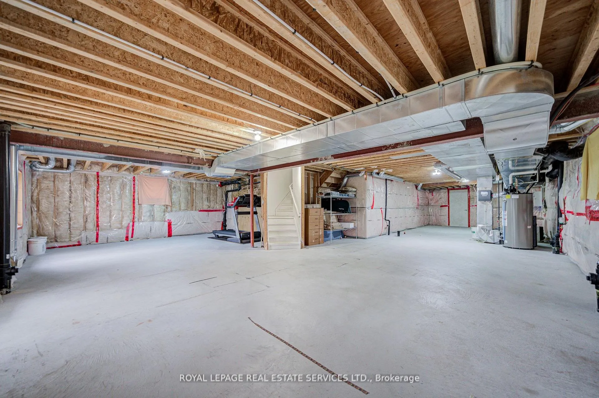 Photo 41 of 69 Card Lumber Crescent, Vaughan, Kleinburg — HOMEH