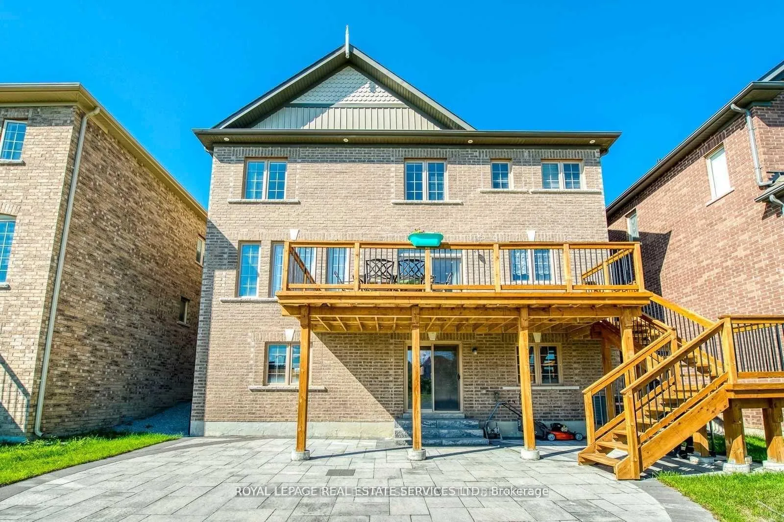 Photo 43 of 69 Card Lumber Crescent, Vaughan, Kleinburg — HOMEH