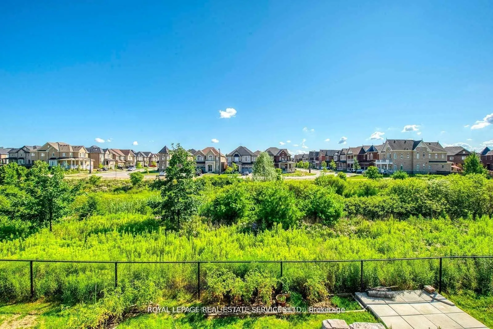 Photo 44 of 69 Card Lumber Crescent, Vaughan, Kleinburg — HOMEH