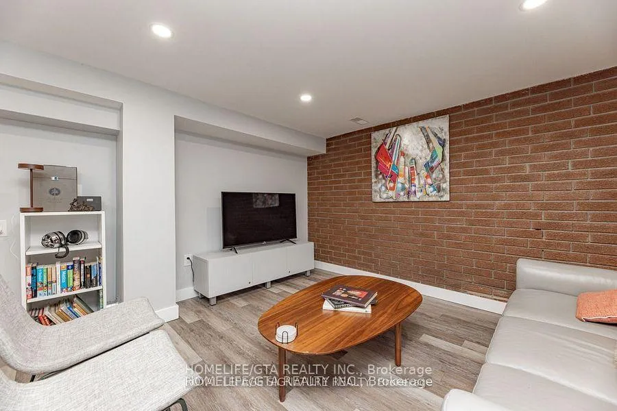 Photo 2 of Unit Basement, 173 Warren Avenue, Oshawa, McLaughlin — HOMEH