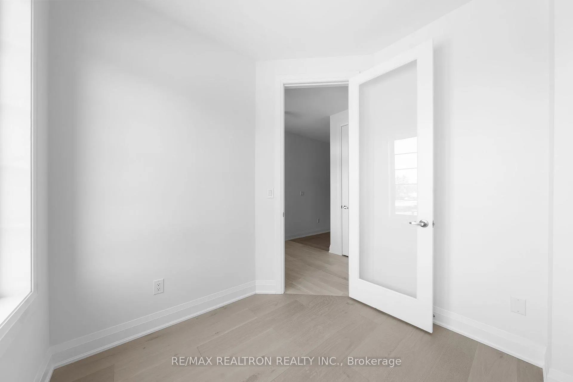 Photo 6 of 1341 Davis Loop, Innisfil, Lefroy — HOMEH