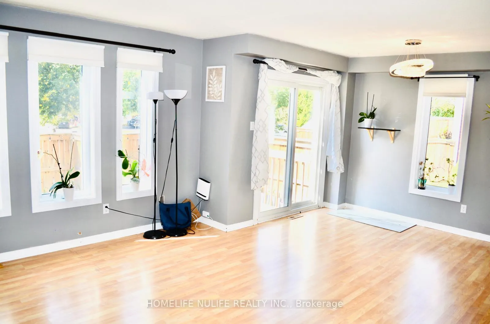 Photo 6 of 114 Fellowes Crescent, Hamilton, Waterdown — HOMEH