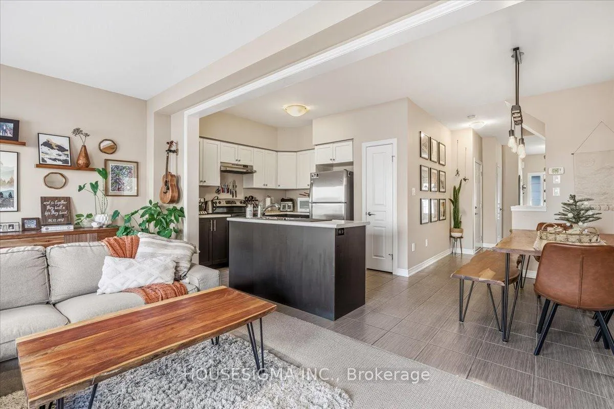 Photo 12 of Unit 5, 515 Winston Road, Grimsby, Grimsby Beach — HOMEH