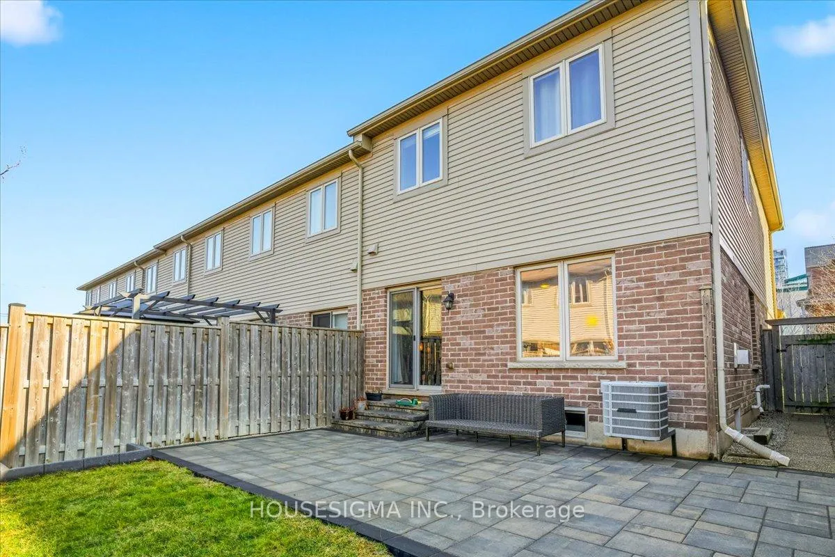 Photo 29 of Unit 5, 515 Winston Road, Grimsby, Grimsby Beach — HOMEH