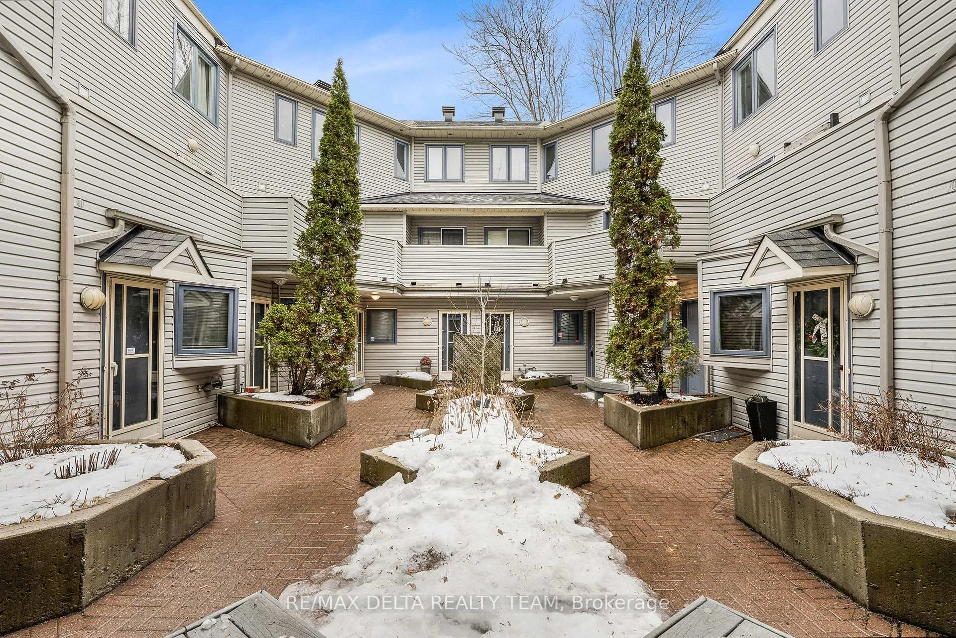 Photo 2 of Unit 8, 518 Lisgar Street, Ottawa, Ottawa Centre — HOMEH