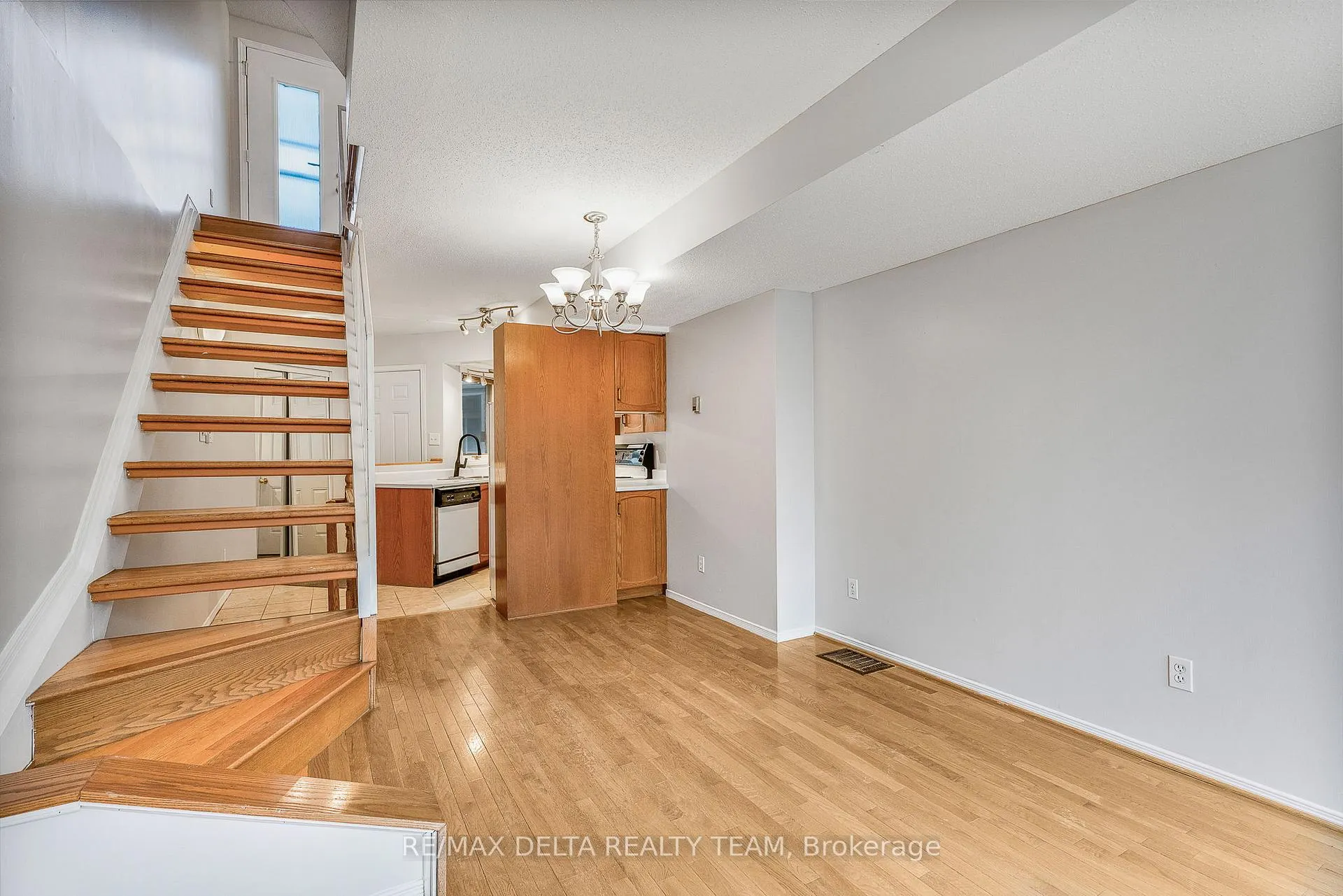 Photo 11 of Unit 8, 518 Lisgar Street, Ottawa, Ottawa Centre — HOMEH