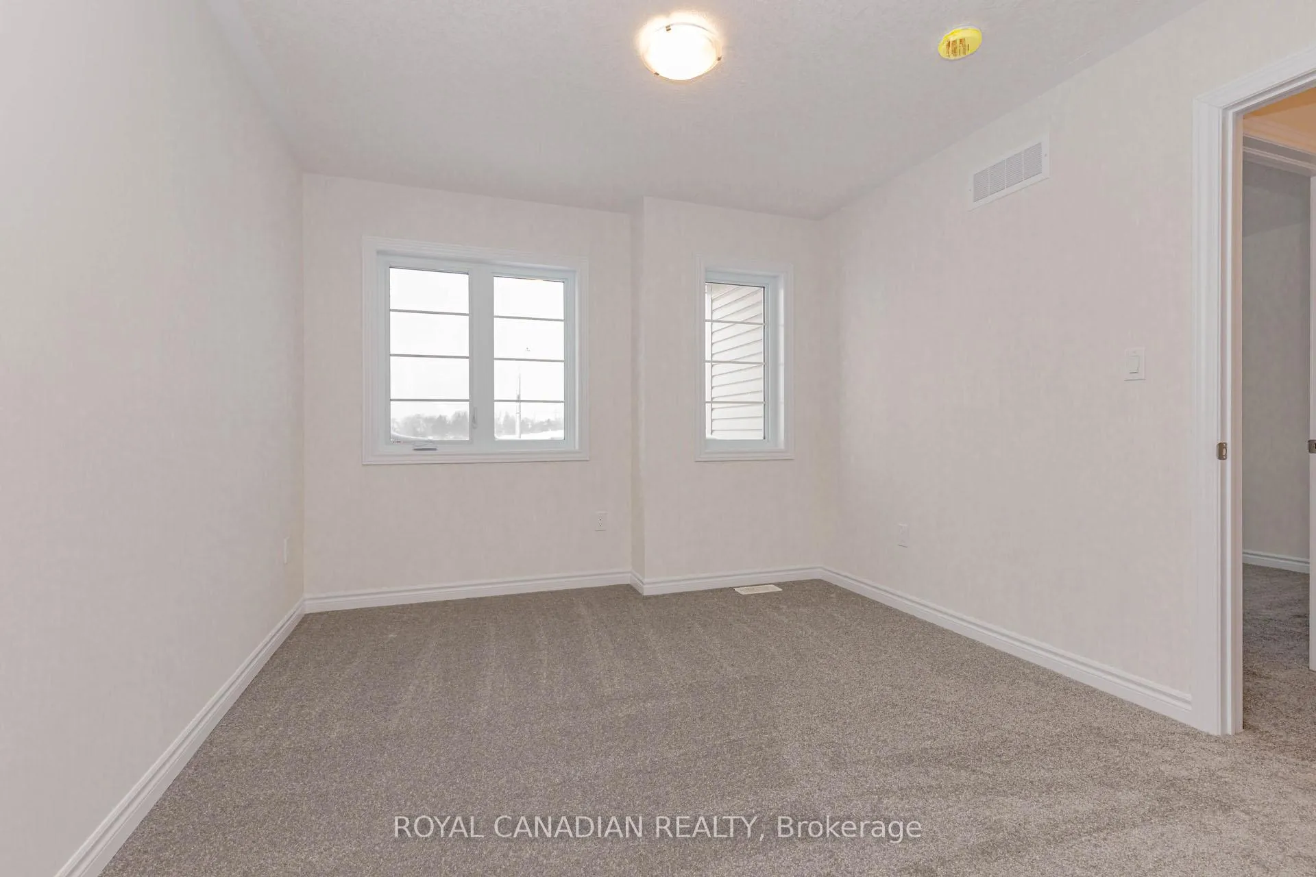 Photo 43 of 355 Benninger Drive, Kitchener — HOMEH