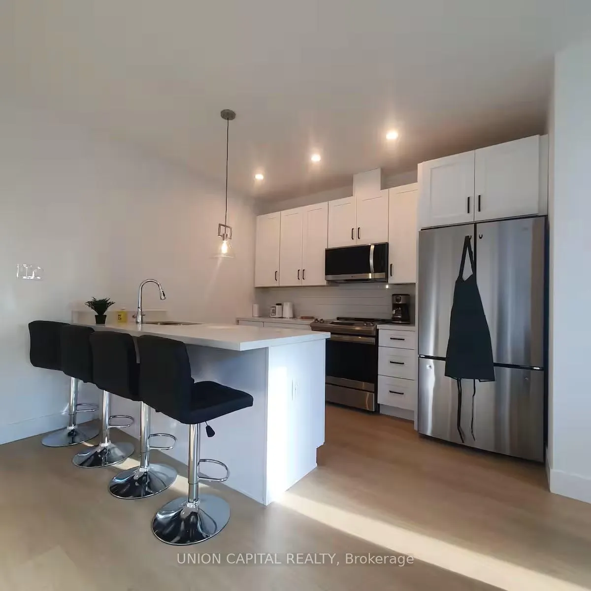 Photo 4 of Unit 3, 45 Norwood Terrace, Toronto, East End-Danforth — HOMEH