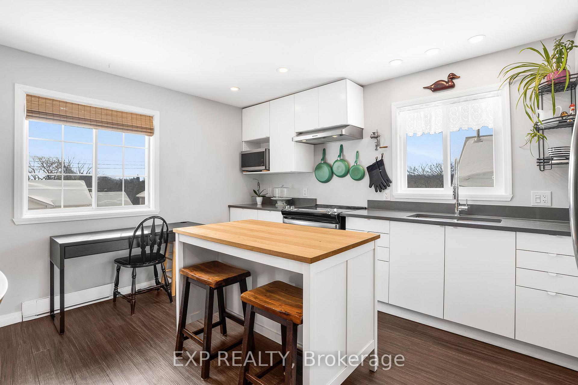 Photo 8 of 38 Elizabeth Street, Champlain, Vankleek Hill — HOMEH