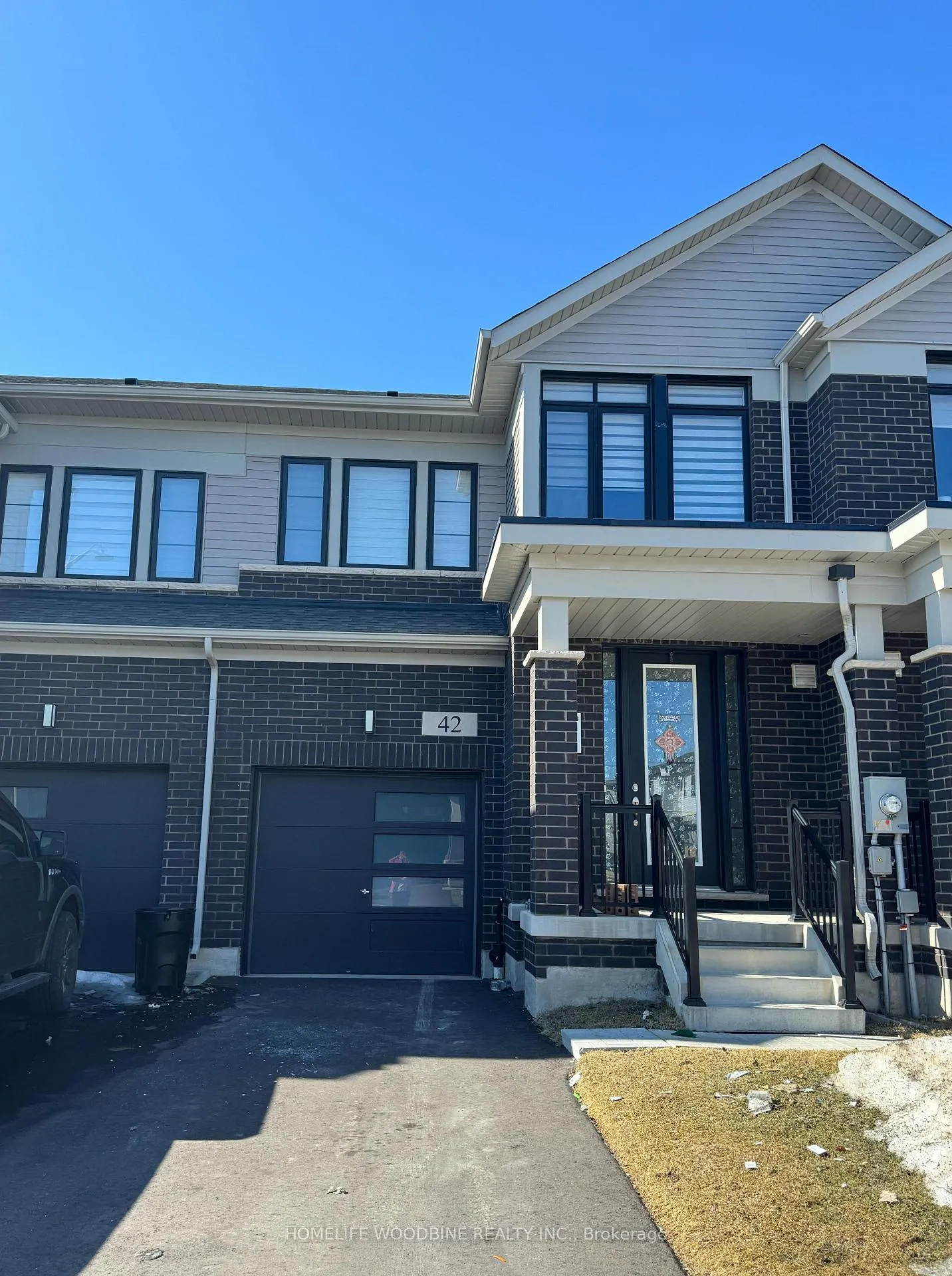 Photo 1 of 42 Freedom Crescent, Hamilton, Mount Hope — HOMEH