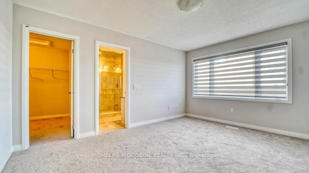 Photo 11 of 42 Freedom Crescent, Hamilton, Mount Hope — HOMEH