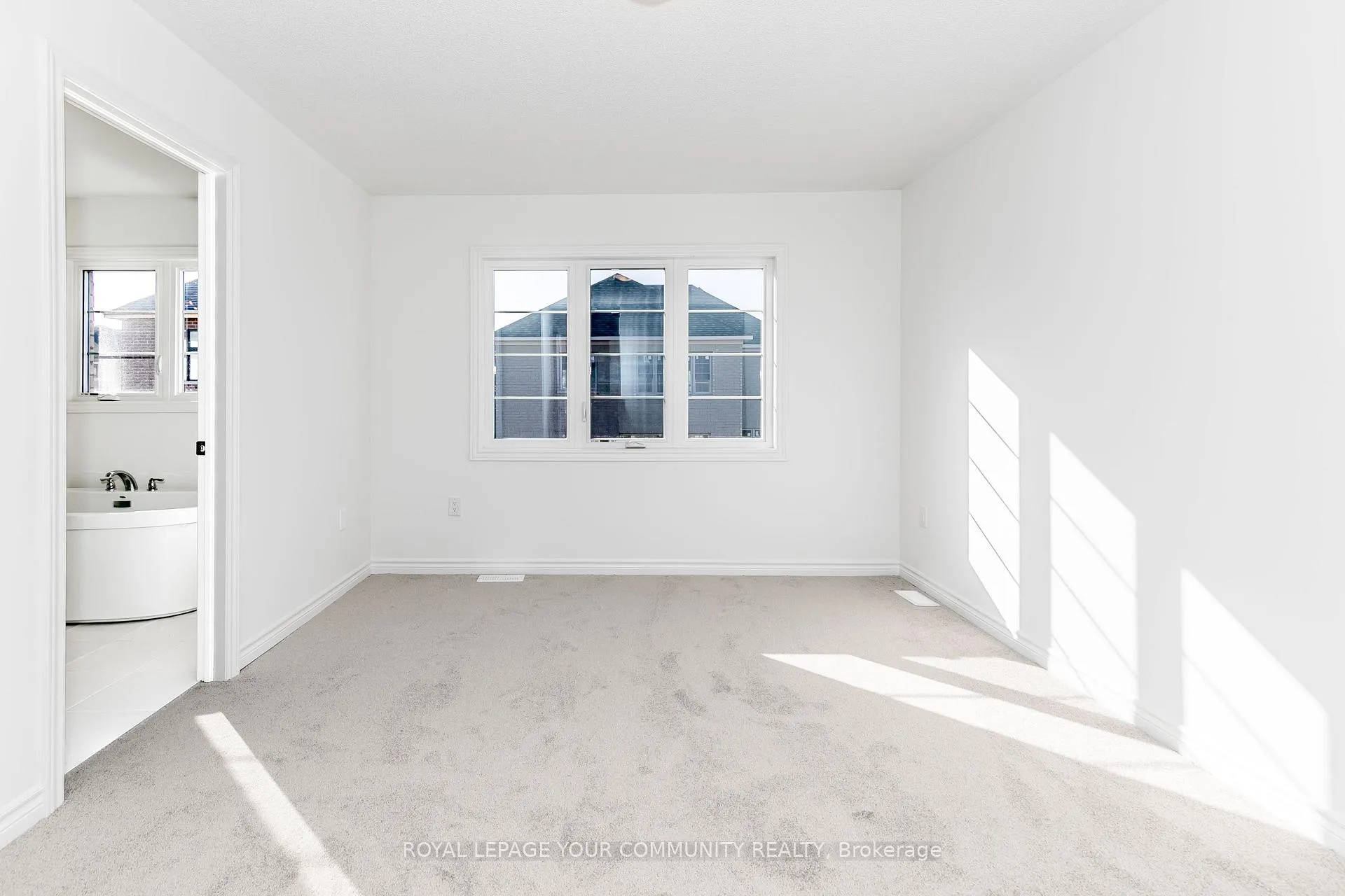 Photo 9 of 23 Daffodil Road, Springwater, Midhurst — HOMEH