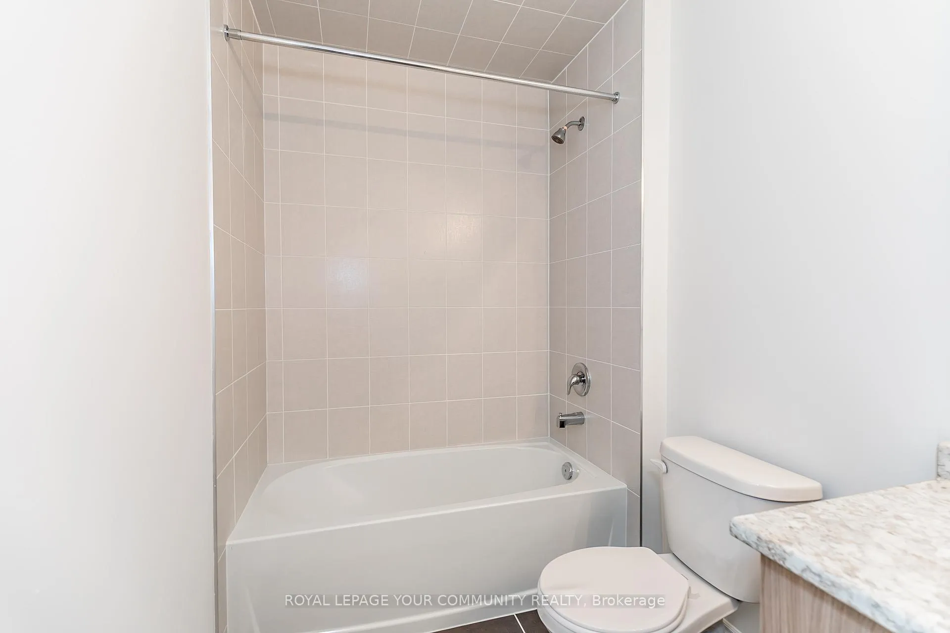 Photo 18 of 23 Daffodil Road, Springwater, Midhurst — HOMEH