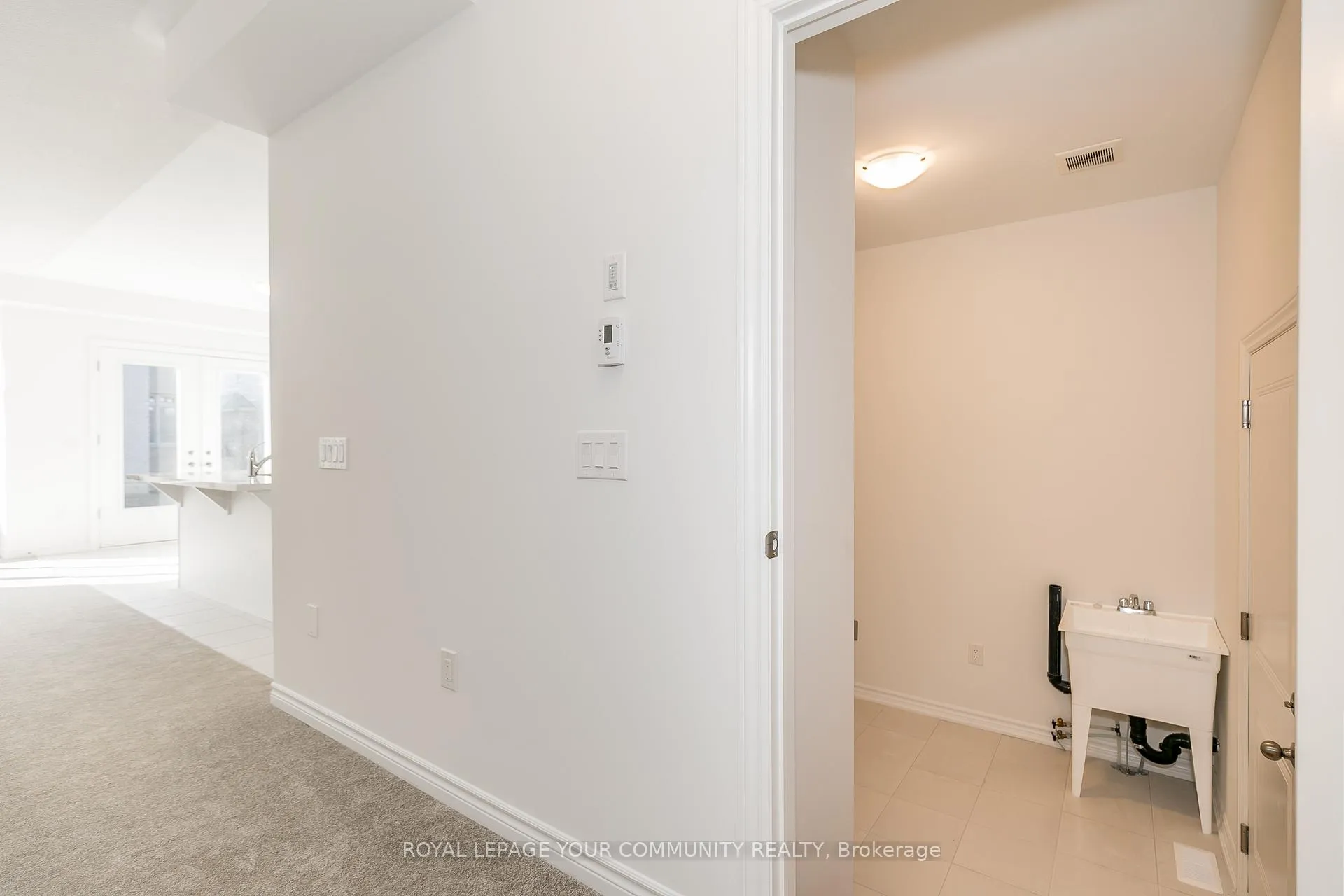 Photo 31 of 23 Daffodil Road, Springwater, Midhurst — HOMEH