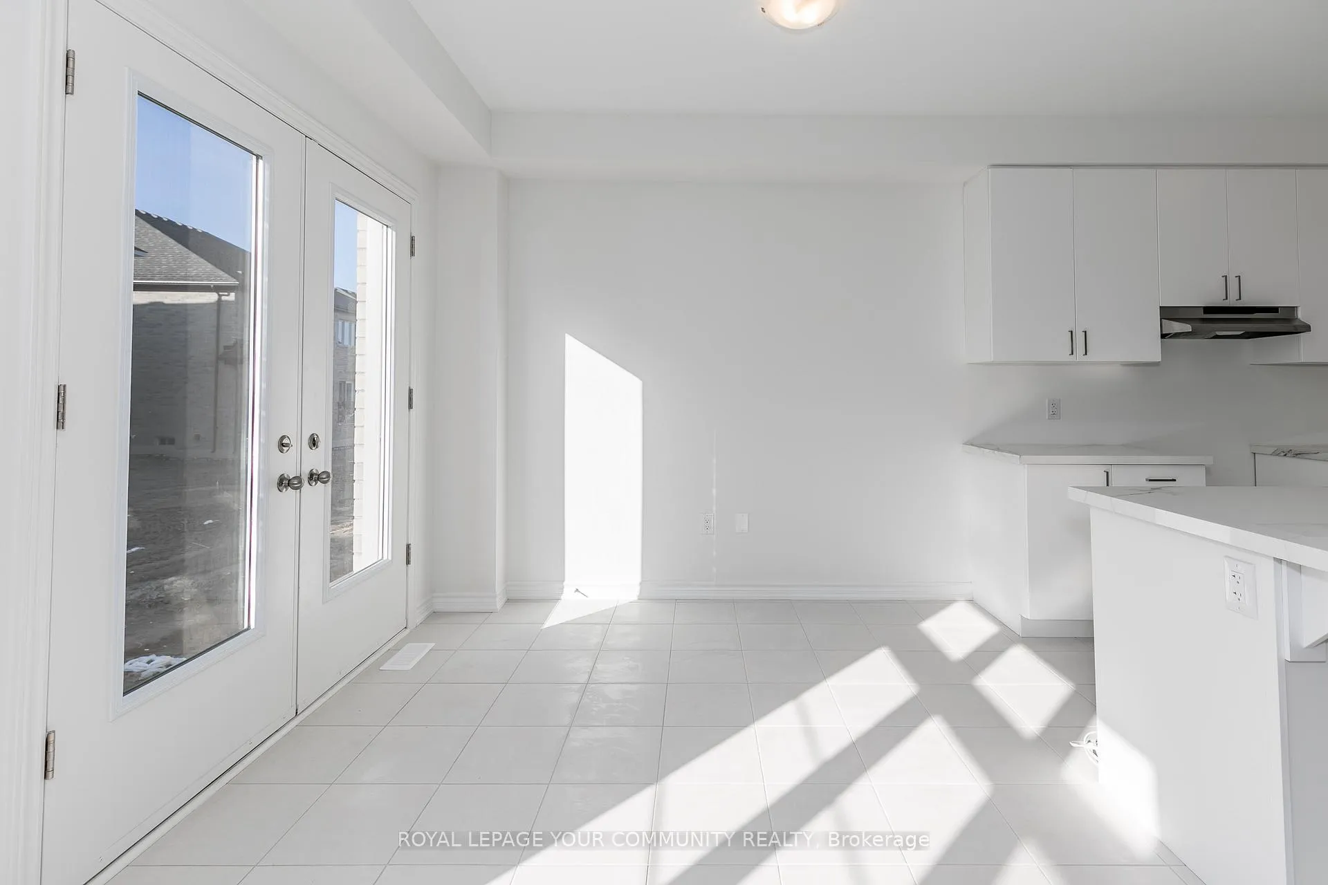 Photo 33 of 23 Daffodil Road, Springwater, Midhurst — HOMEH