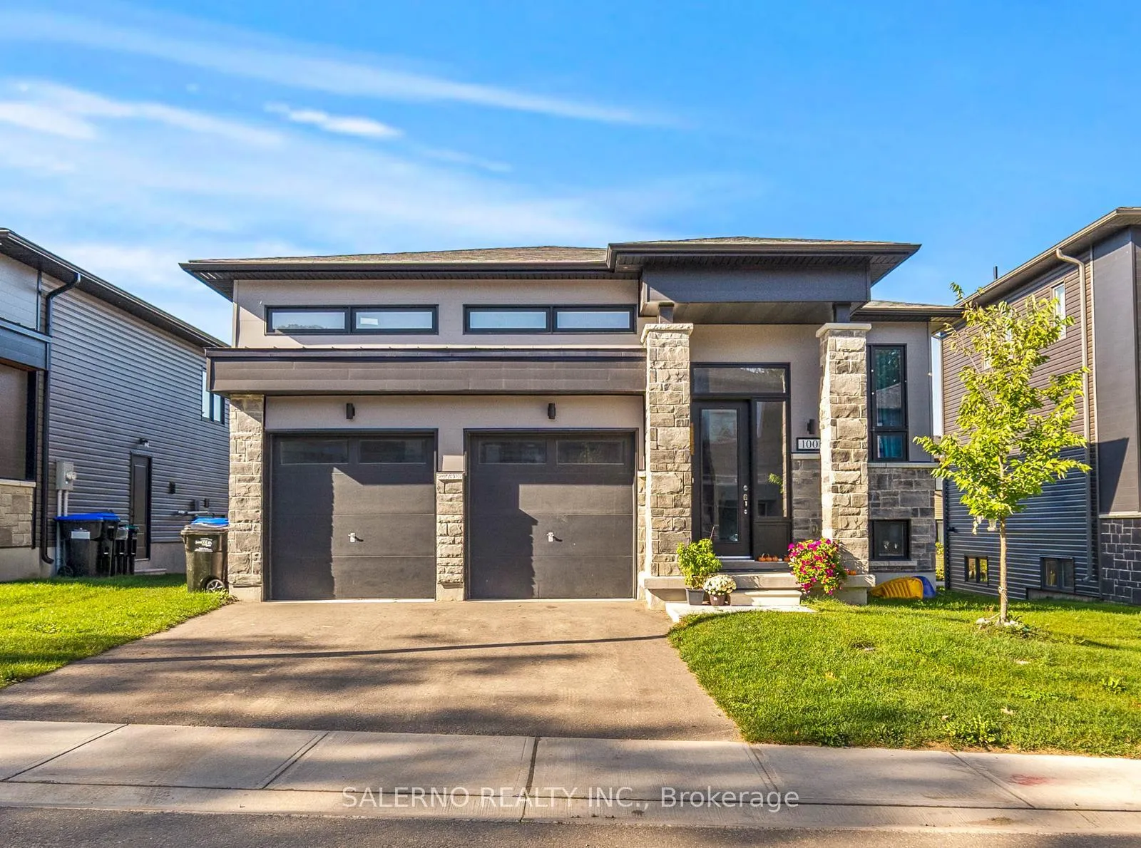 Photo 1 of Unit Lower, 100 Berkely Street, Wasaga Beach — HOMEH