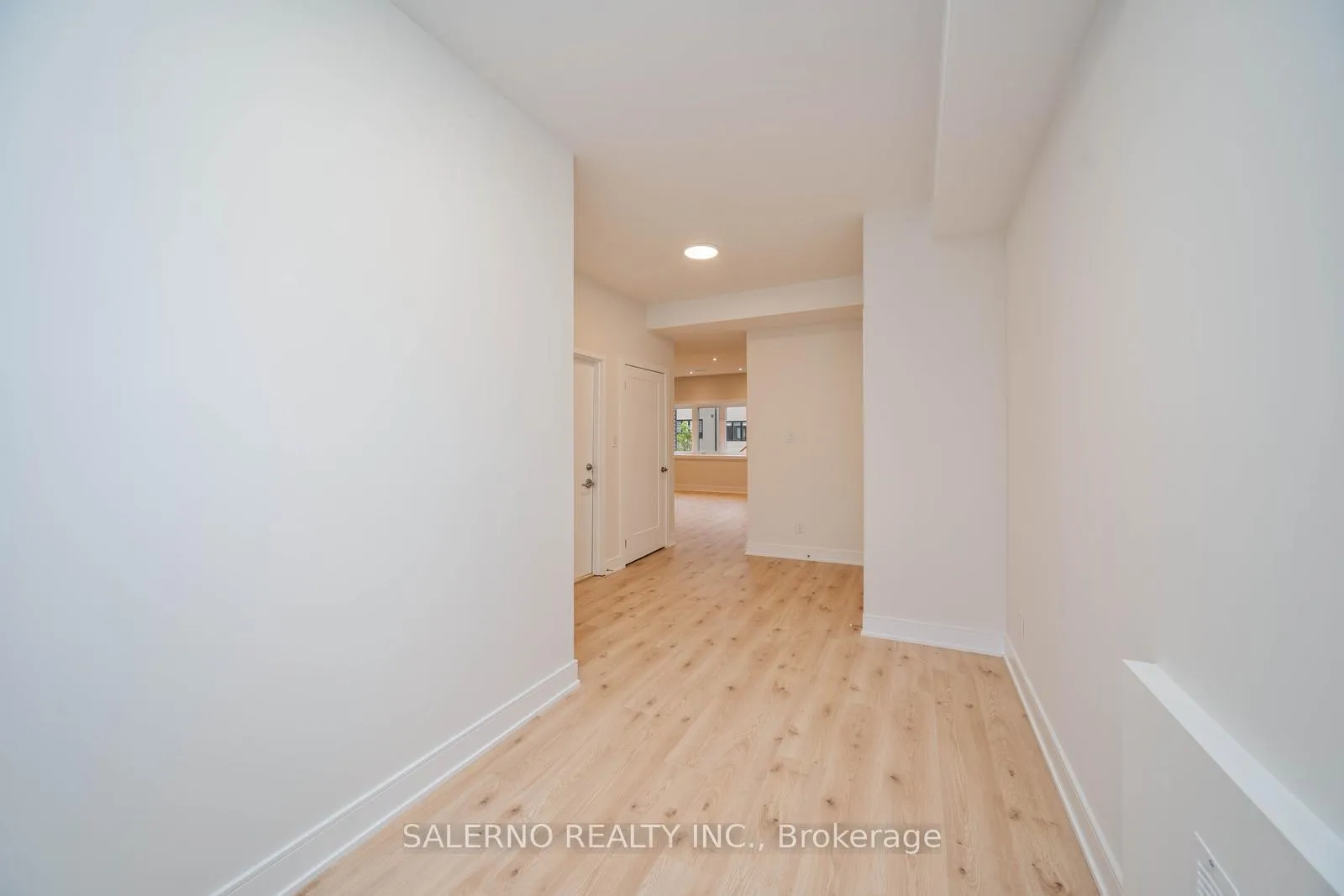 Photo 21 of Unit Lower, 100 Berkely Street, Wasaga Beach — HOMEH