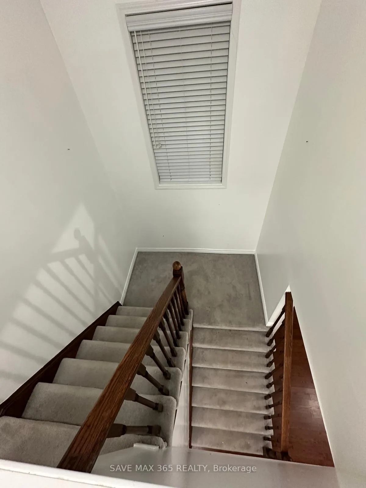 Photo 12 of 270 Grovehill Crescent, Kitchener — HOMEH