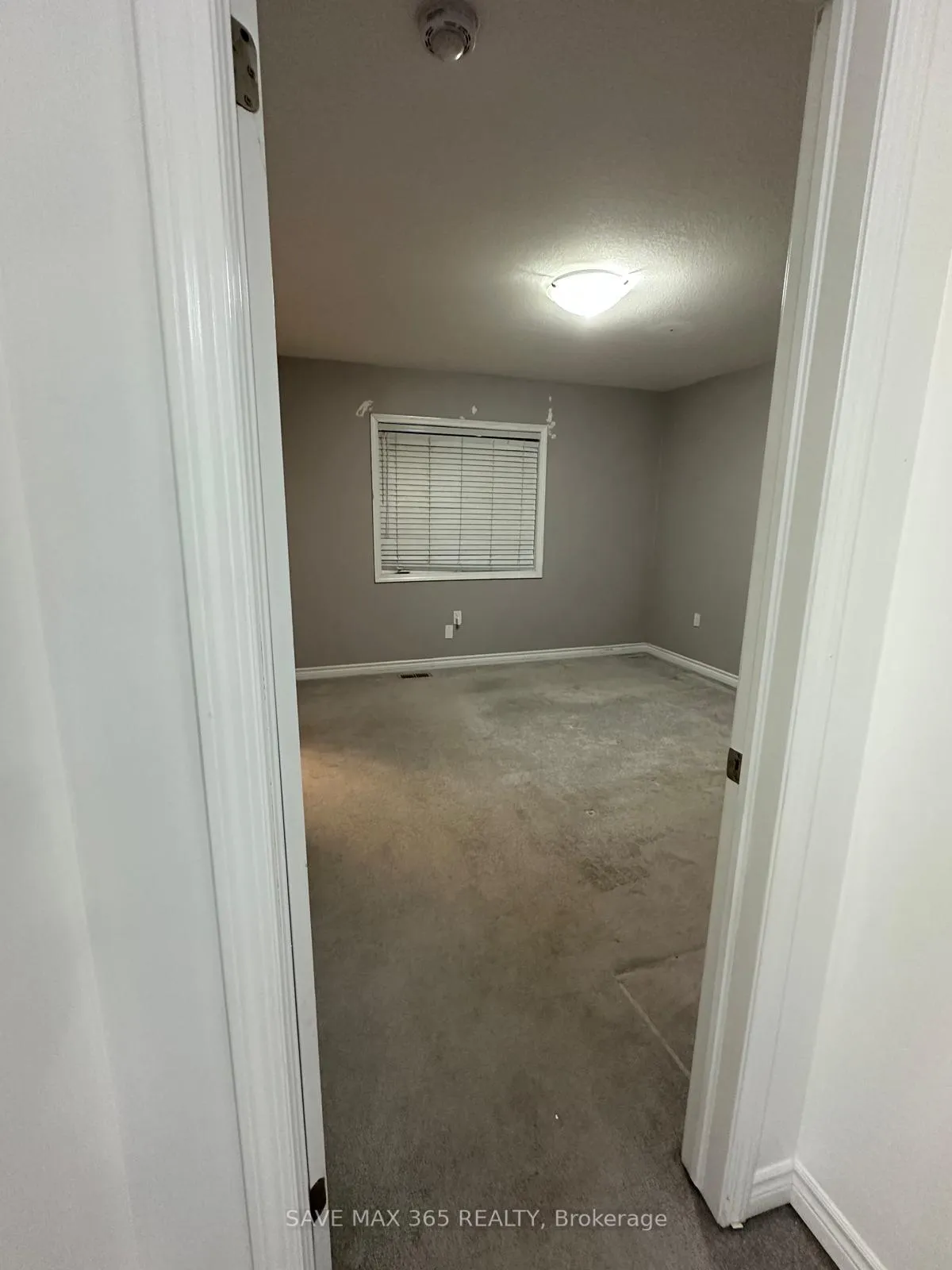 Photo 19 of 270 Grovehill Crescent, Kitchener — HOMEH