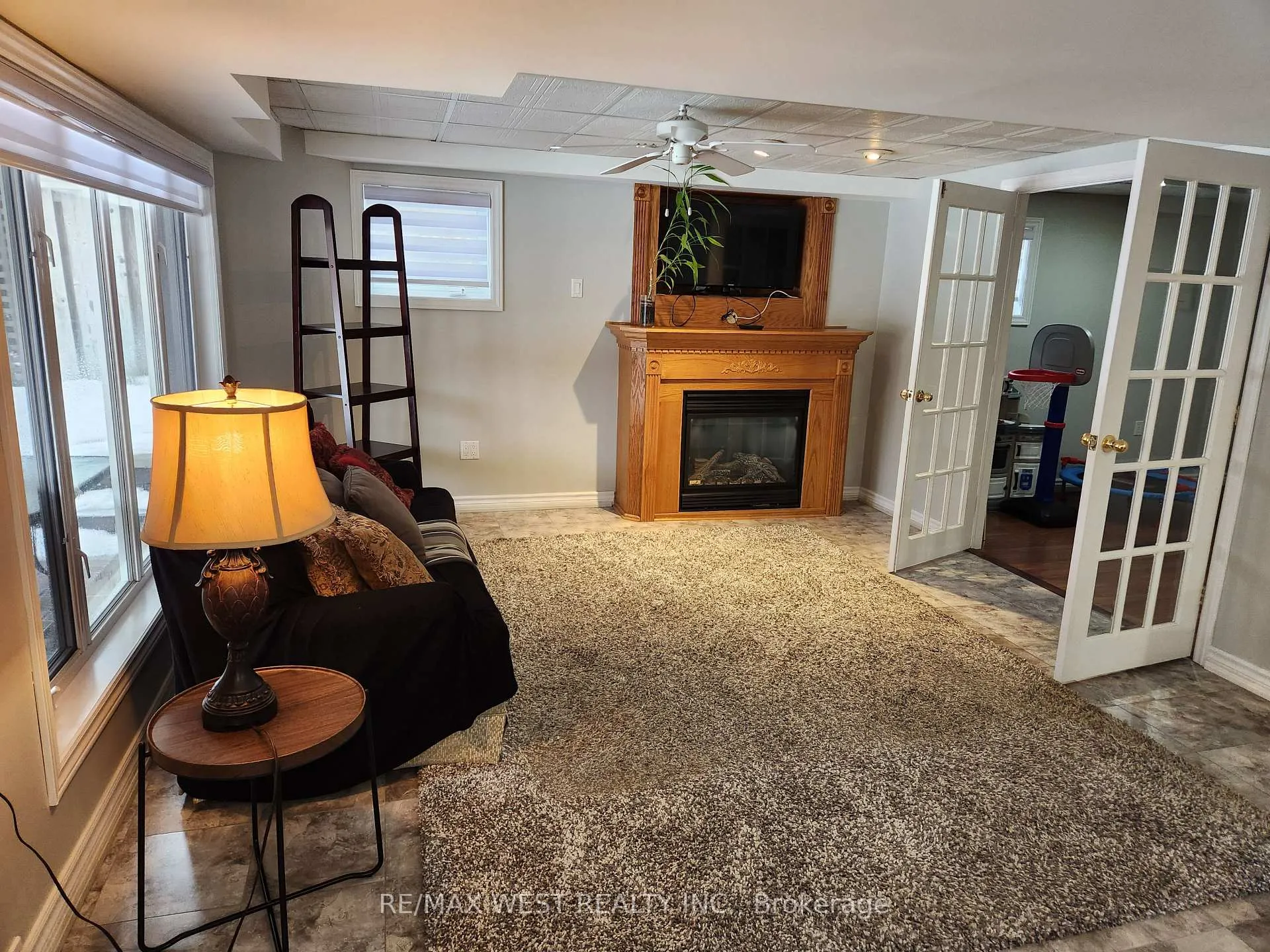 Photo 7 of Unit Bsmt, 12 Kettle Court, Vaughan, Maple — HOMEH