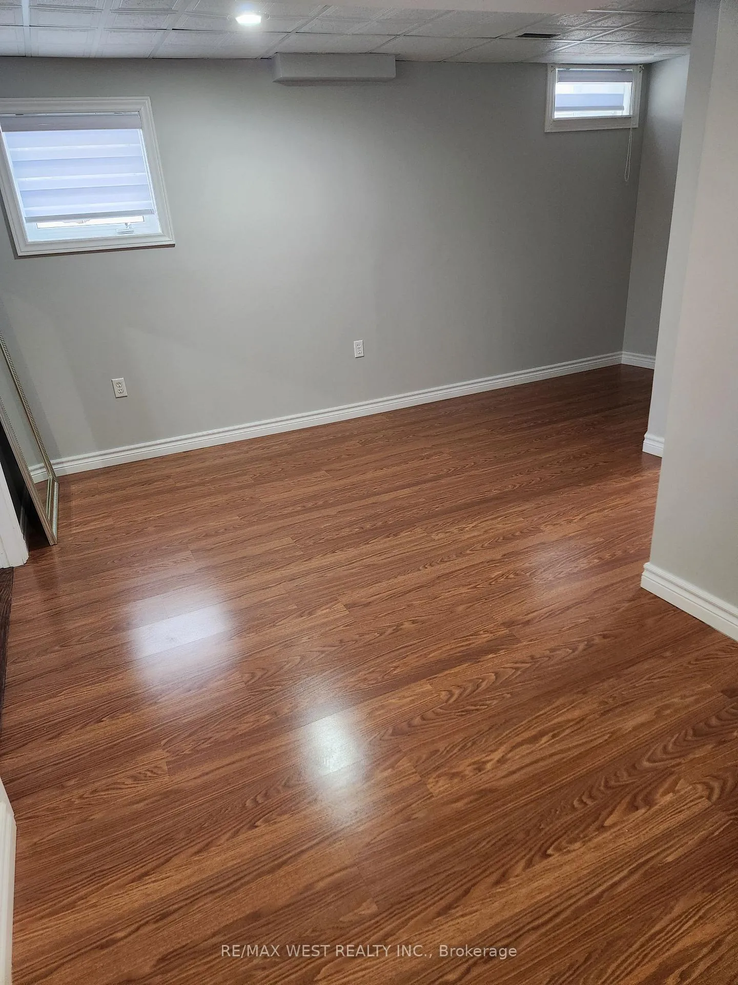 Photo 9 of Unit Bsmt, 12 Kettle Court, Vaughan, Maple — HOMEH