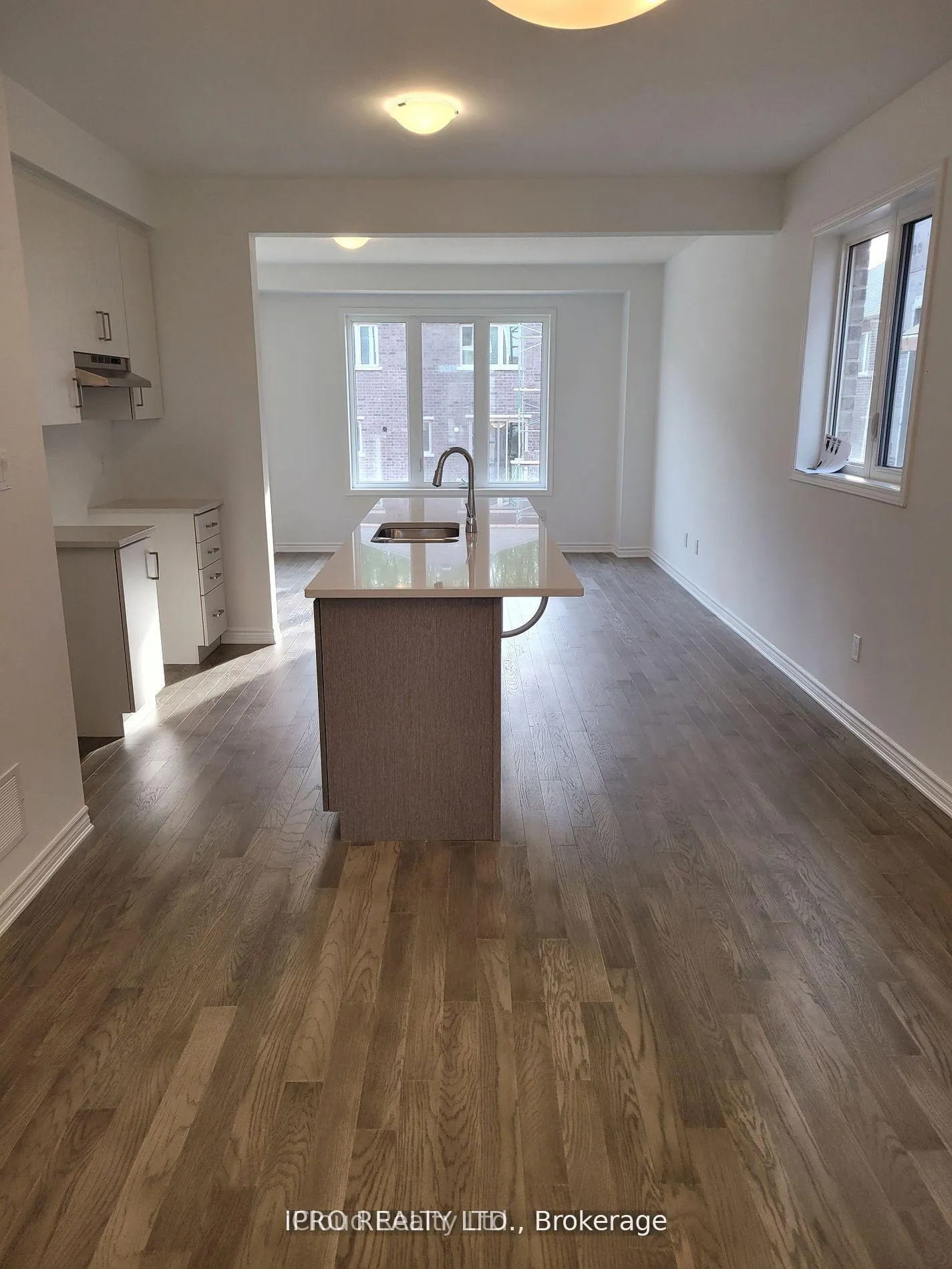 Photo 12 of 22 Milt Schmidt Street W, Kitchener — HOMEH