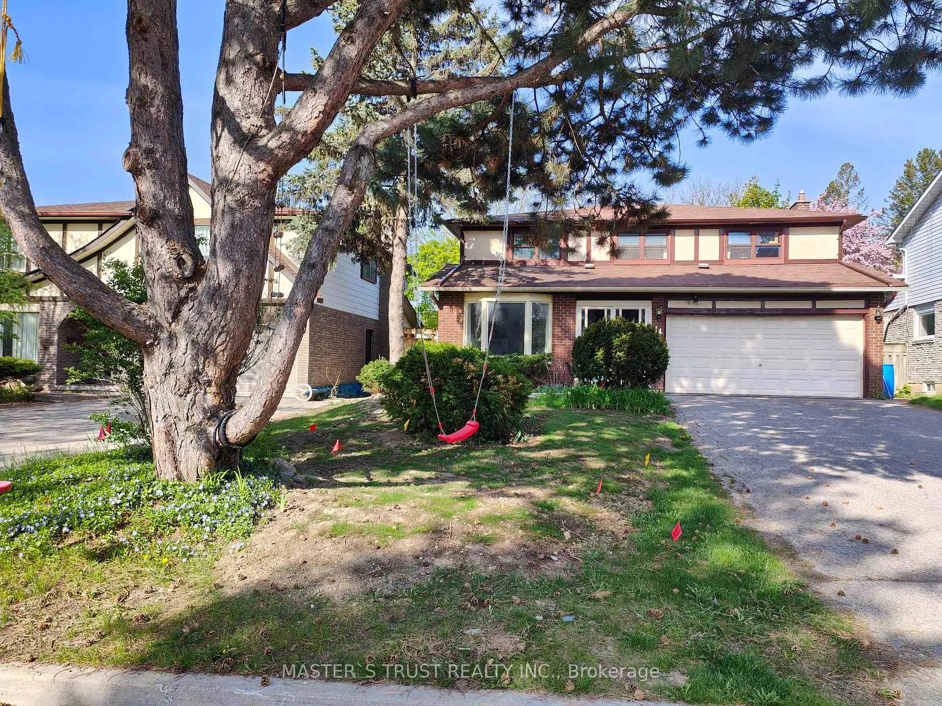 Front of 14 Summerfeldt Crescent