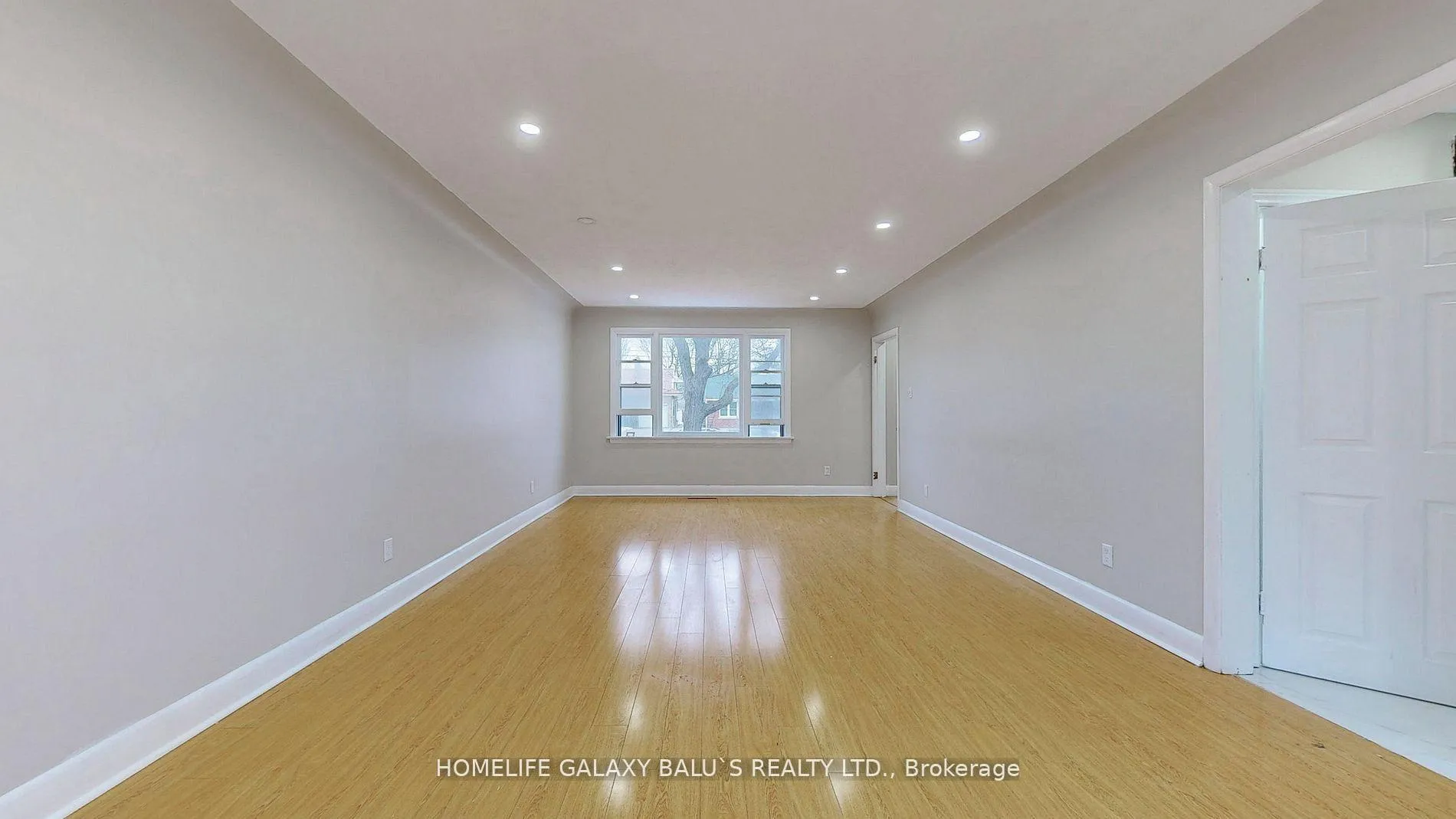 Photo 5 of 273 Dumfries Avenue, Kitchener — HOMEH