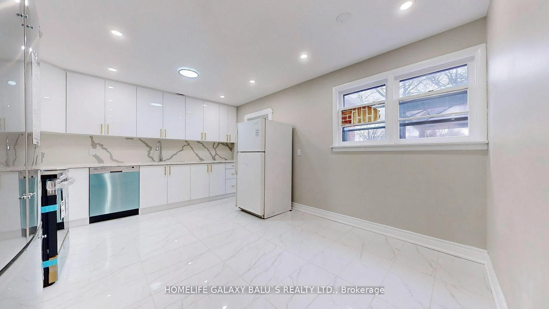 Photo 10 of 273 Dumfries Avenue, Kitchener — HOMEH