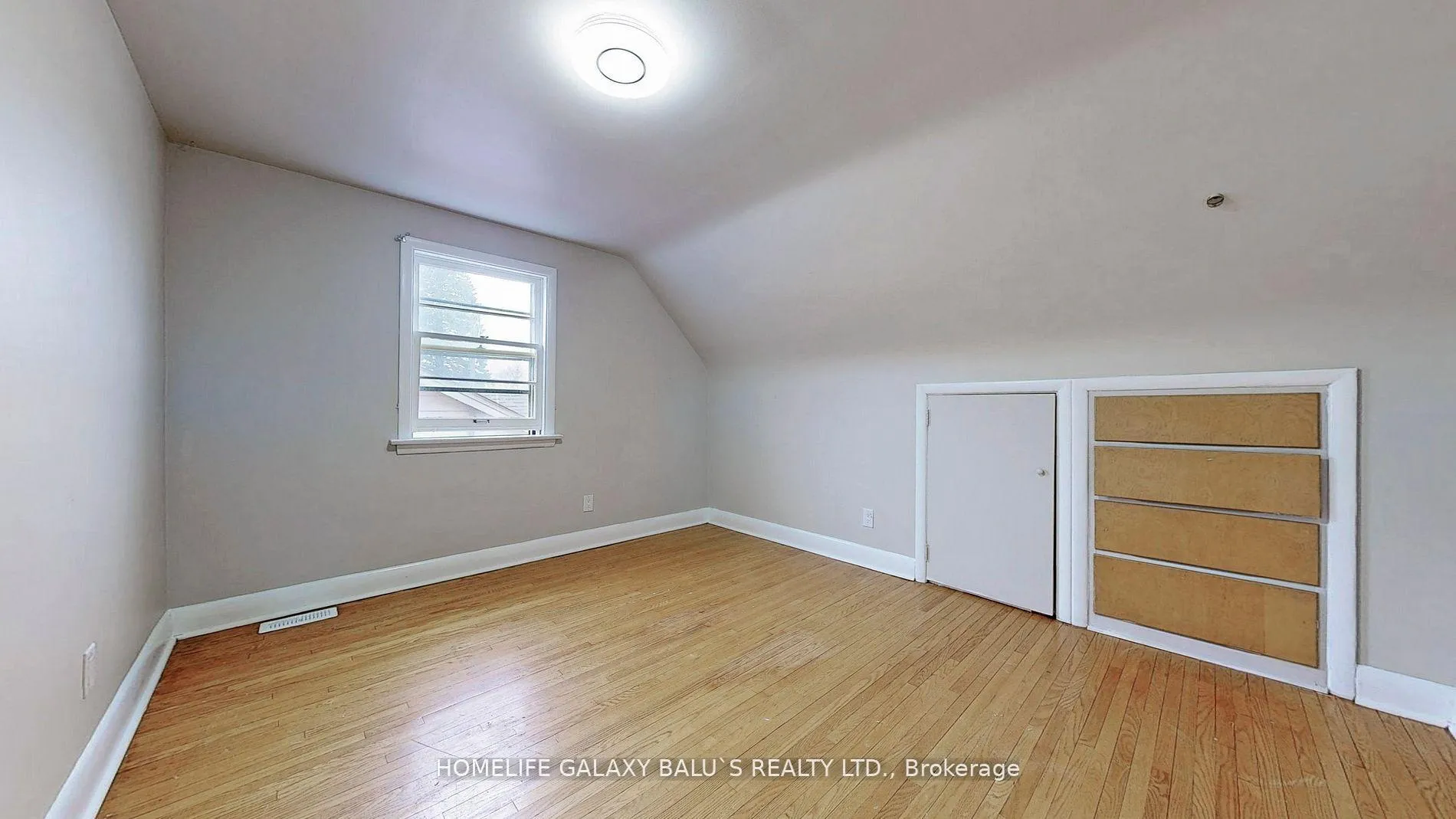 Photo 34 of 273 Dumfries Avenue, Kitchener — HOMEH