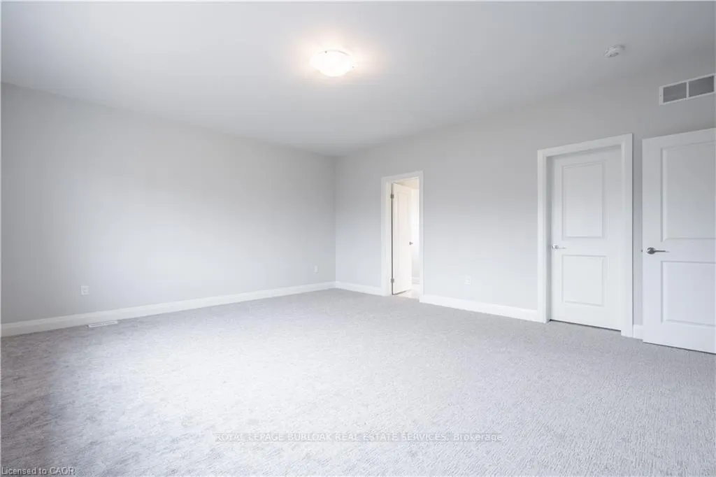 Photo 38 of 7482 Sherrilee Crescent, Niagara Falls, Brown — HOMEH