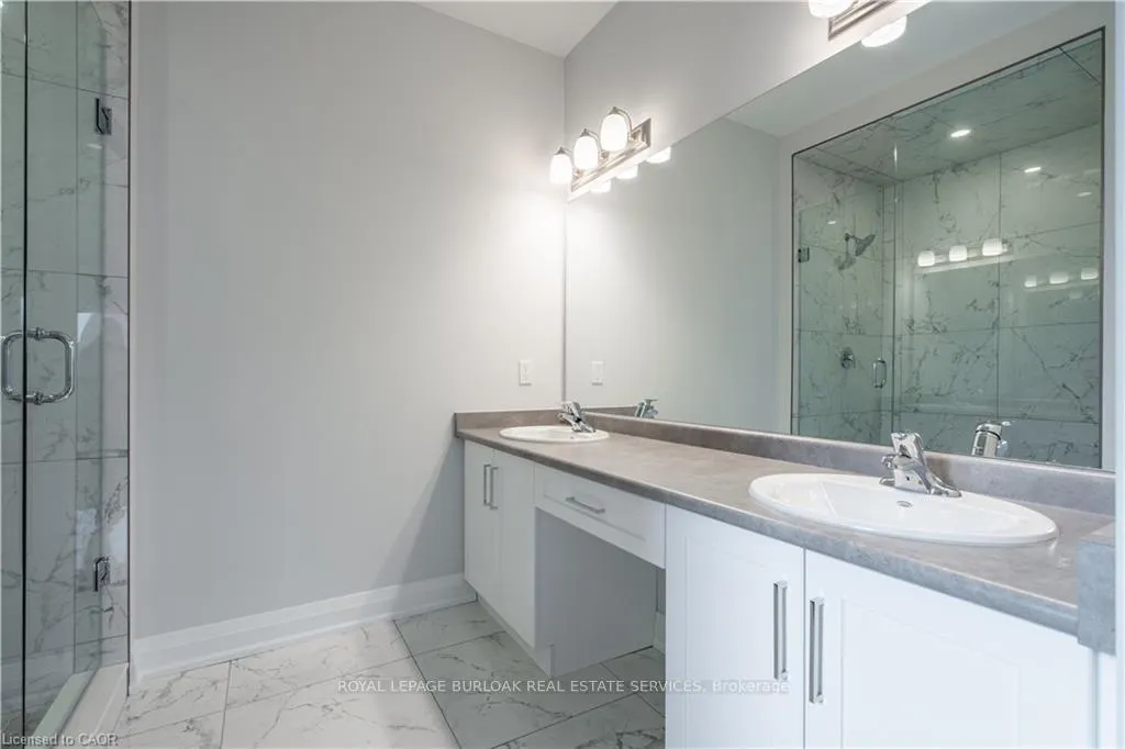 Photo 41 of 7482 Sherrilee Crescent, Niagara Falls, Brown — HOMEH