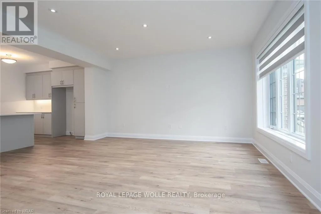Photo 9 of 257 Raspberry Place, Waterloo, Columbia Forest/Clair Hills — HOMEH