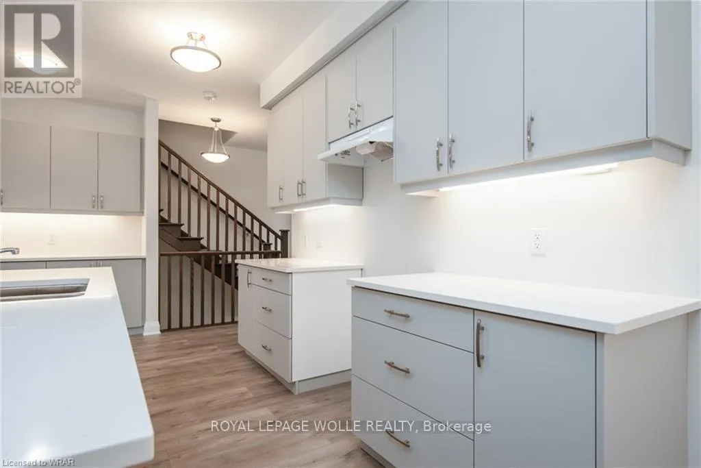 Photo 19 of 257 Raspberry Place, Waterloo, Columbia Forest/Clair Hills — HOMEH