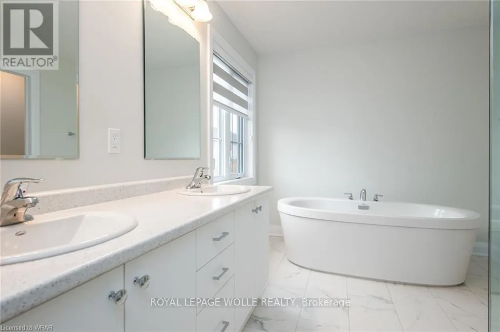 Photo 30 of 257 Raspberry Place, Waterloo, Columbia Forest/Clair Hills — HOMEH